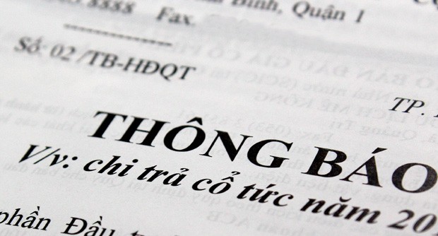 Công ty đại chúng còn "xử tệ" với cổ đông